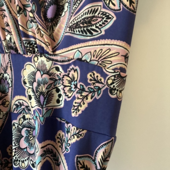 Cap Sleeve Dress with an attached accent belt. Purple, dusty pink, & pale yellow - Picture 3 of 5